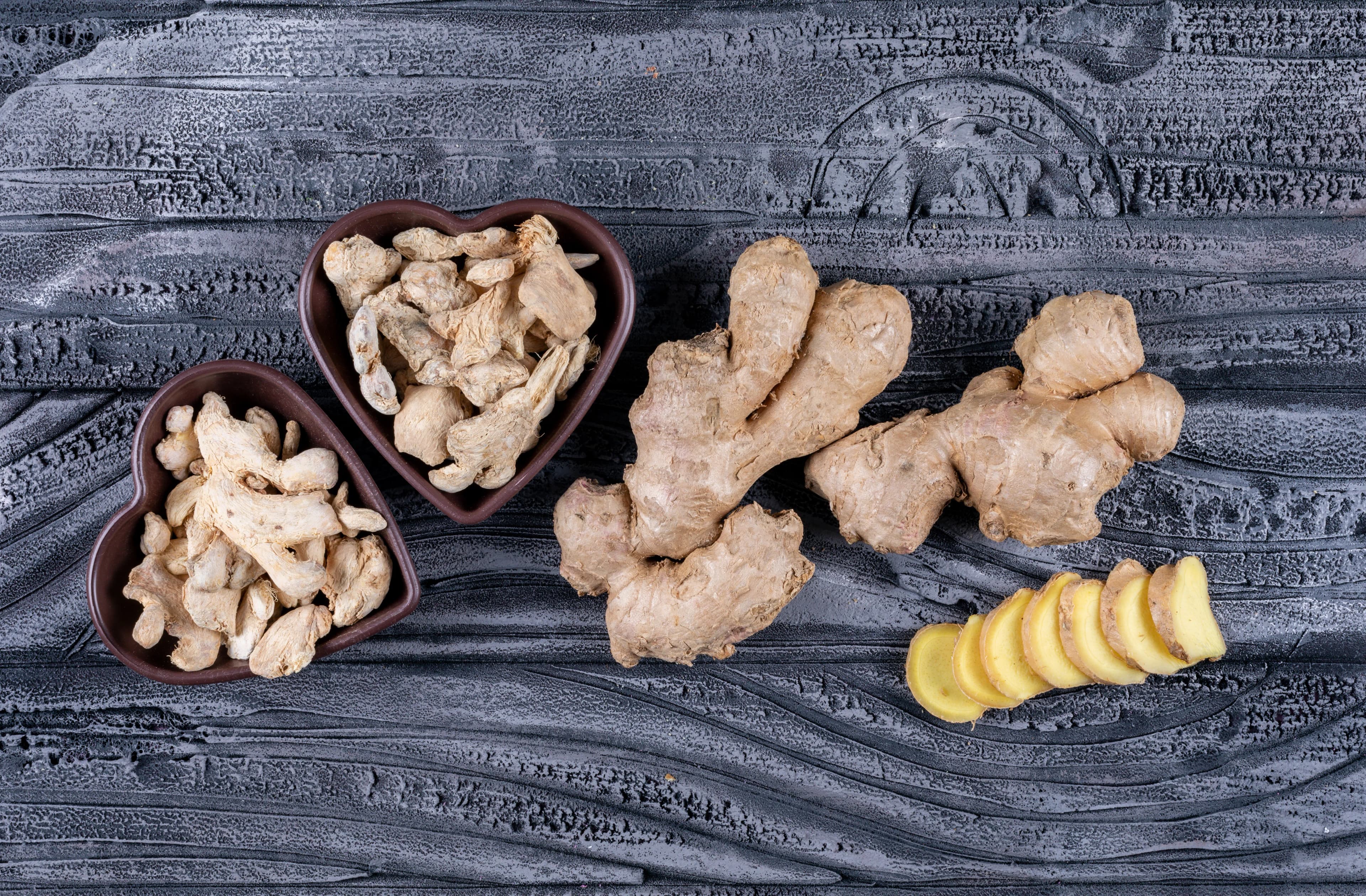 Dried Ginger & Ginger Flakes
